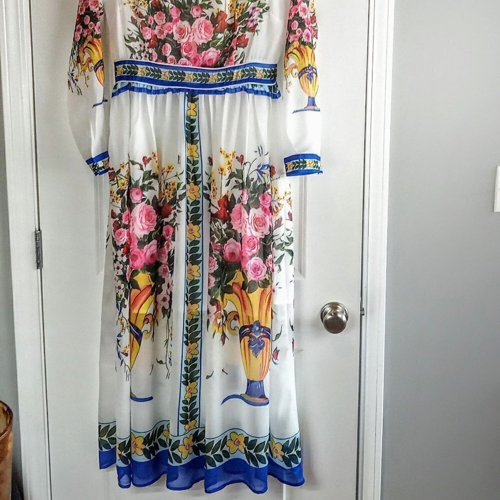 Vicky and Lucas Multicolor Floral Maxi Dress NWT - Picture 3 of 8